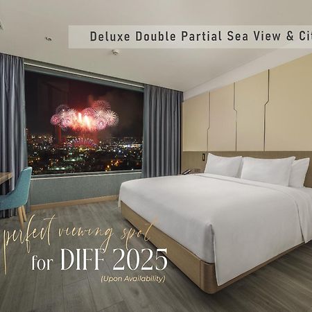 Awaken Da Nang Hotel Buitenkant foto
