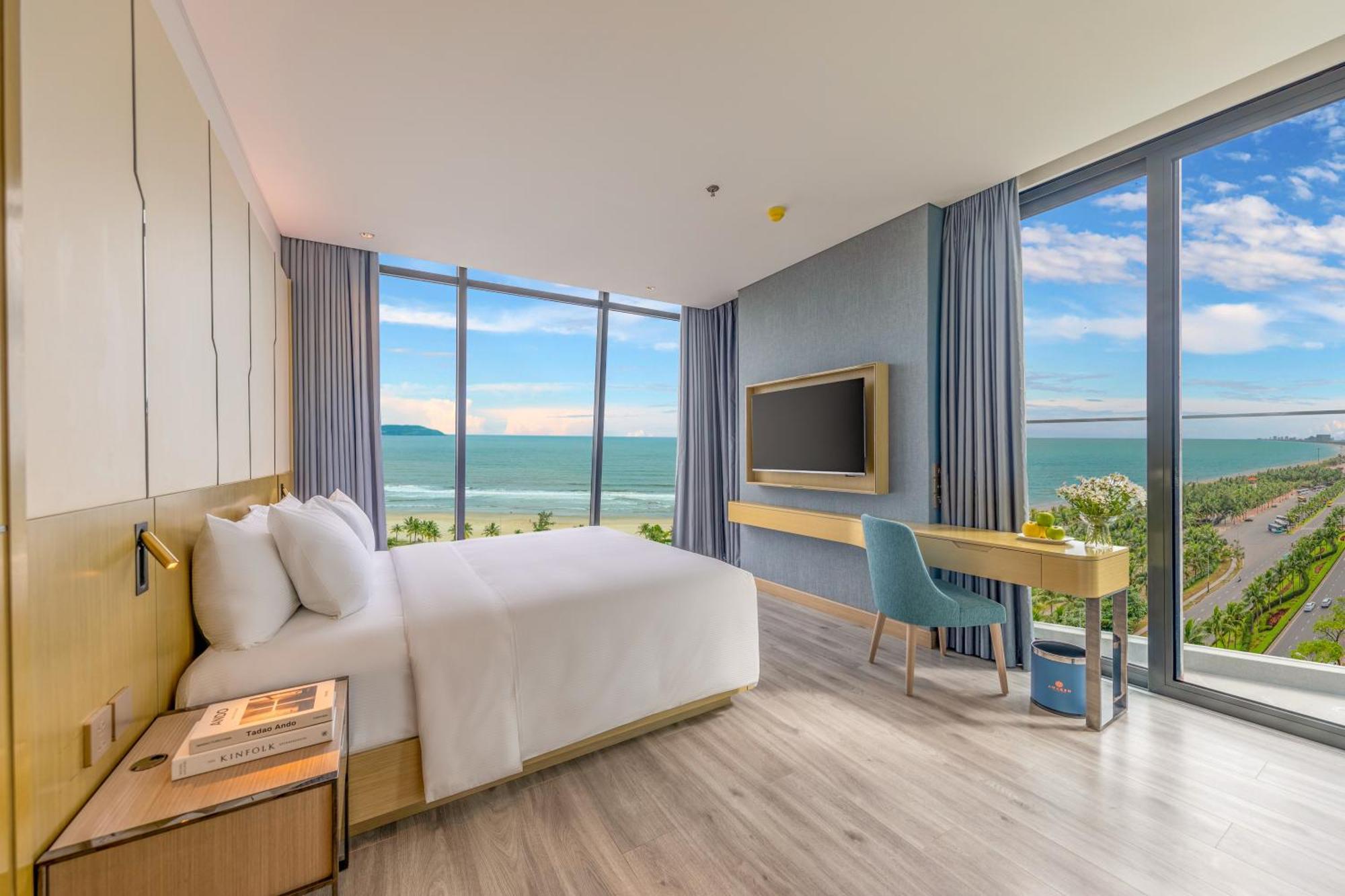 Awaken Da Nang Hotel Buitenkant foto