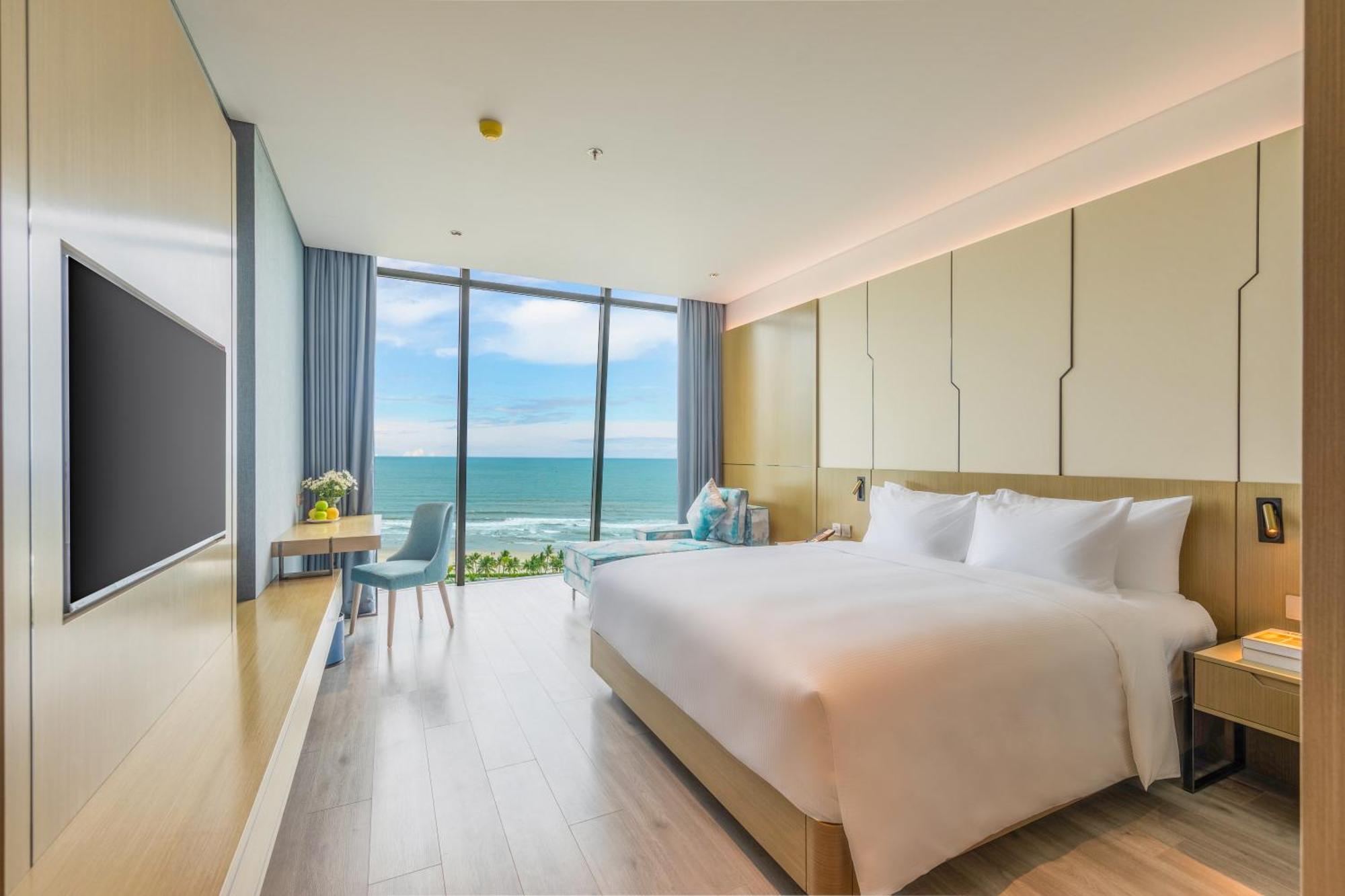 Awaken Da Nang Hotel Buitenkant foto