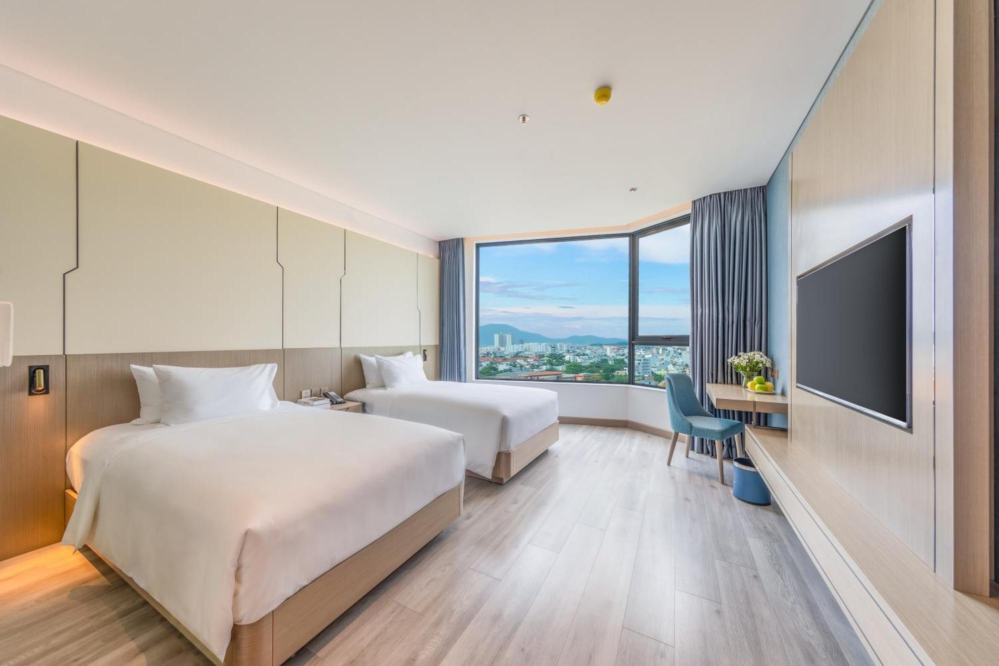 Awaken Da Nang Hotel Buitenkant foto